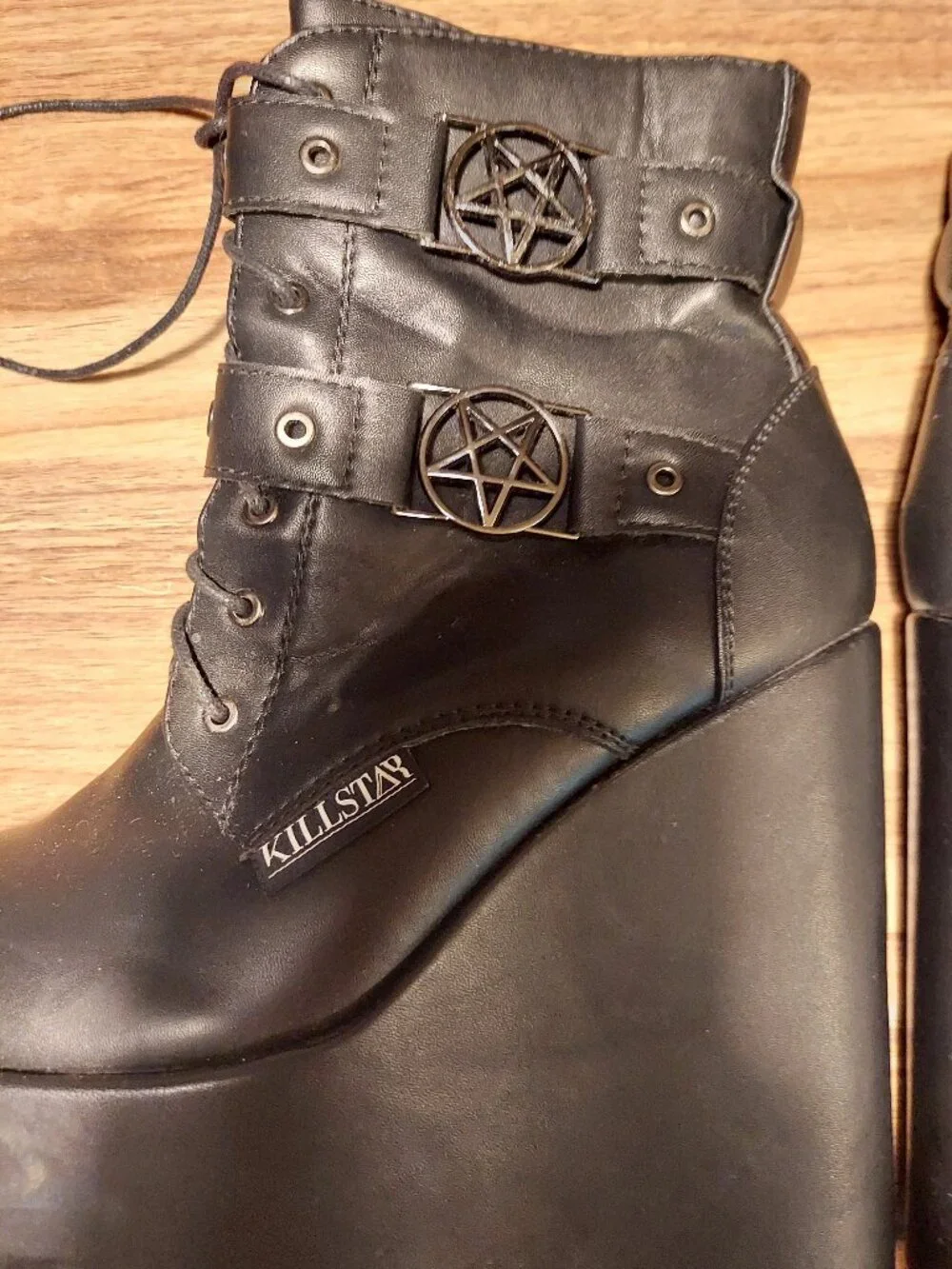 Black Killstar pentagram platform boots Size 7
